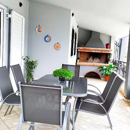 פארגה Anastasiou Home In Central Crossroad מראה חיצוני תמונה