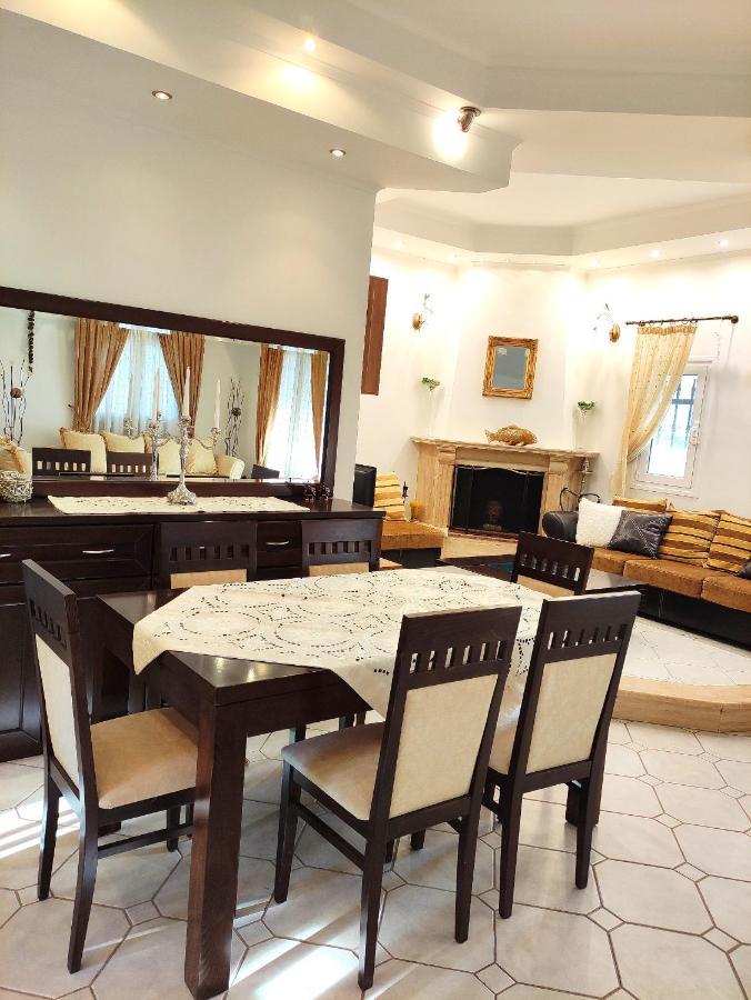 Anastasiou In Crossroad Apartment *