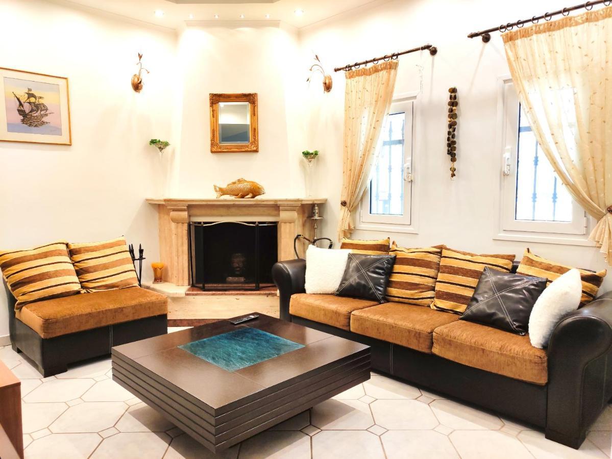 Apartment Anastasiou In Crossroad